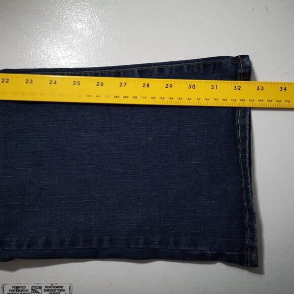 Signature Levi Strauss Gold Ladies Totally Shaping Bootcut Medium Wash Jeans - Picture 12 of 12